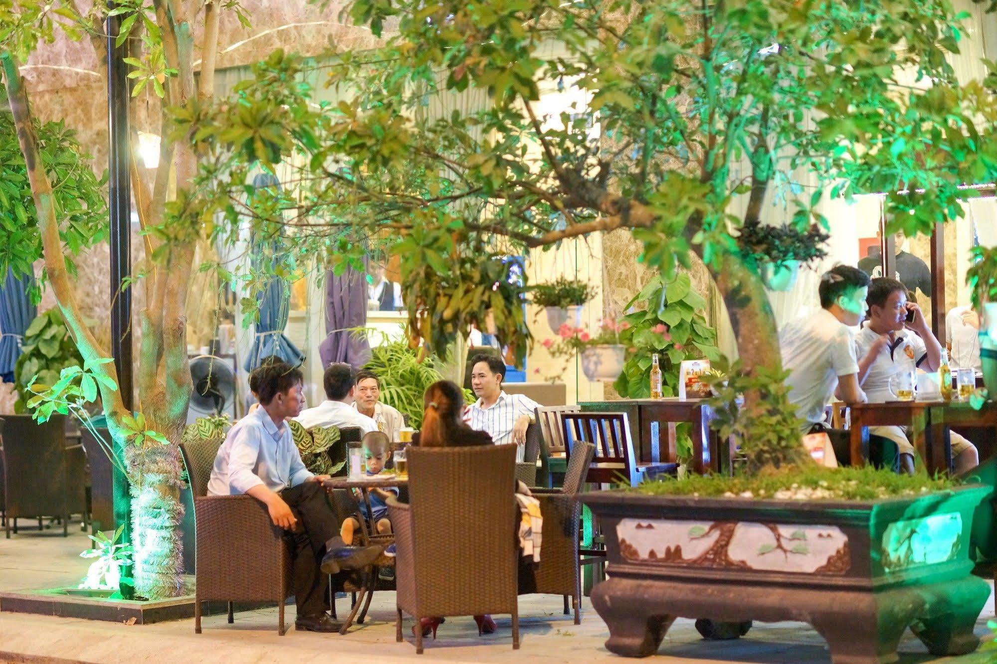 Ana Maison Hotel & Apartment Хойан Экстерьер фото